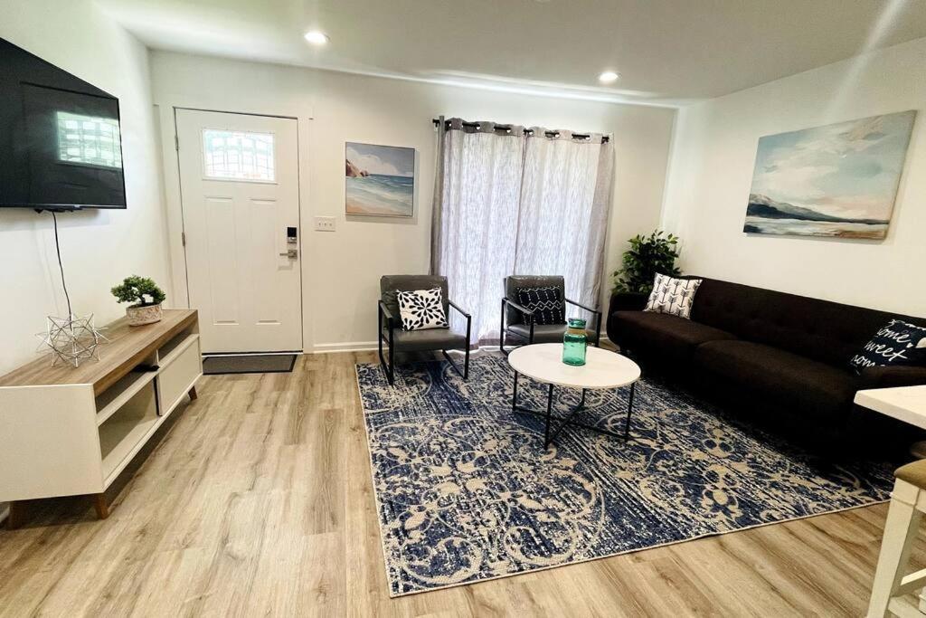 שרלוט Modern Home Near Uptown Clt, Airport And More מראה חיצוני תמונה